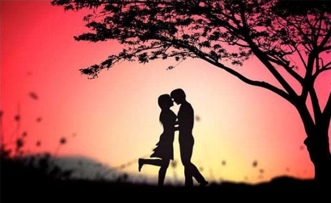 Happy Propose Day 2019 : प्यार के इजहार का कौन सा तरीका अपनाएंगे आप?