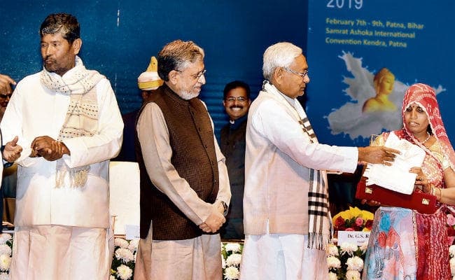 पटना : दूध उत्पादन में बिहार जल्द टॉप थ्री राज्यों में होगा : नीतीश कुमार