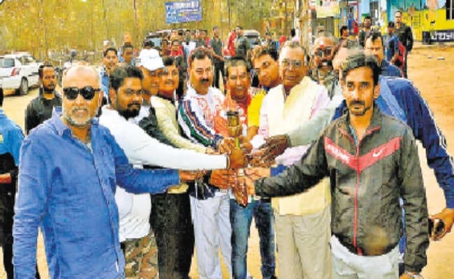 रांची में 10 से 12 फरवरी तक होंगे झारखंड स्टेट गेम्स, स्टेट गेम्स का टॉर्च रिले पहुंचा देवघर