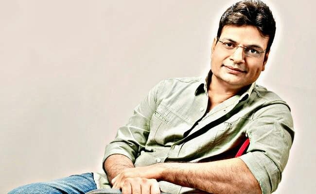 हिंदी भारत की मिट्टी जैसी, इसे मिटाया नहीं जा सकता : इरशाद कामिल