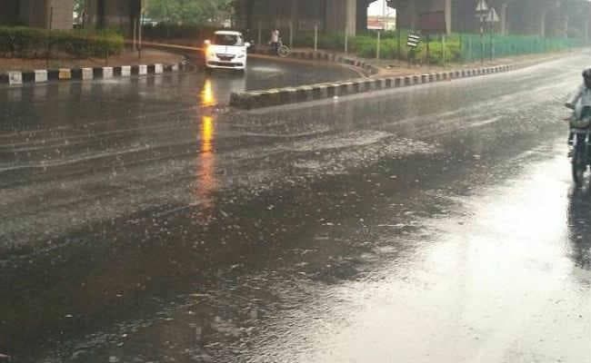 गया :  मौसम का बदला मिजाज, बूंदाबांदी ने बढ़ायी ठंड