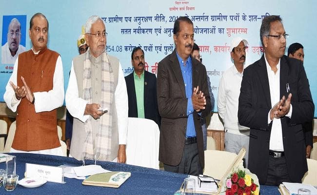 अब बिहार के किसी भी क्षेत्र से 5 घंटे में पटना पहुंचने के लक्ष्य पर किया जा रहा है काम : नीतीश