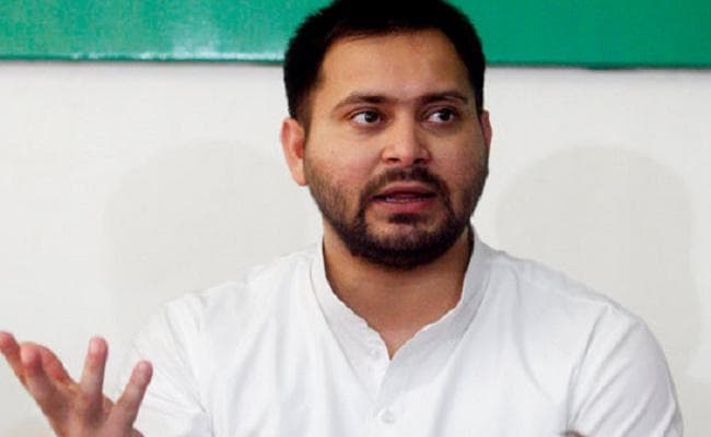 देश की जनता थानेदार, चौकीदार को भी देना जानती है सजा : तेजस्वी