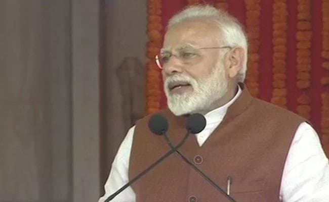 गुंटूर में नायडू पर बरसे PM मोदी, बोले : यू-टर्न लेने में माहिर चंद्रबाबू ने अपने ससुर NTR की पीठ में छुरा घोंपा