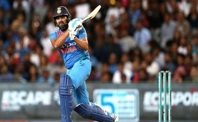 NZvsIND 3rd T20 LIVE : रोमांचक मैच में भारत 4 रन से हारा, IND 209/6 (20 Ovs)