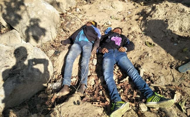 सिमडेगा : अलग-अलग सड़क दुर्घटना में तीन लोगों की मौत, तीन घायल