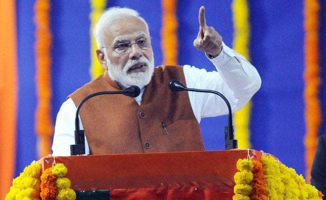 मोदी ने कहा – ईमानदार मुझ पर विश्वास करते हैं, भ्रष्टाचारियों को मुझसे दिक्कत, चिदंबरम ”रिकाउंटिंग मिनिस्टर”