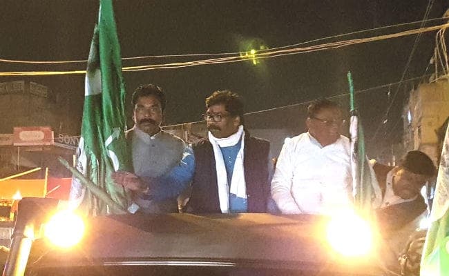 संघर्ष यात्रा के साथ कोडरमा पहुंचे पूर्व मुख्‍यमंत्री हेमंत, कहा- महागठबंधन अपनी जगह मजबूत