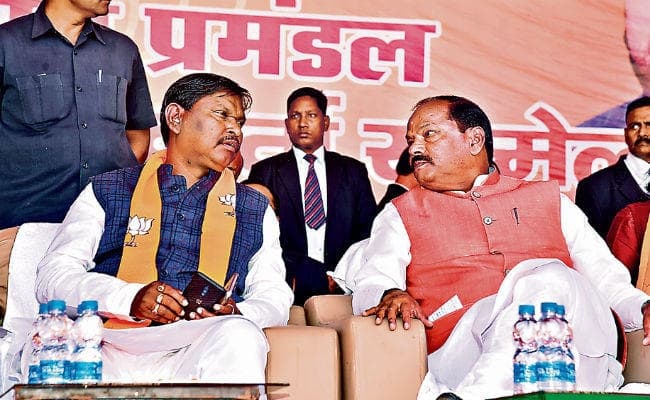 जमशेदपुर: भाजपा 400 से अधिक सीटें जीत कर पीएम मोदी के गले में कमल फूल डालेगी : सीएम रघुवर दास