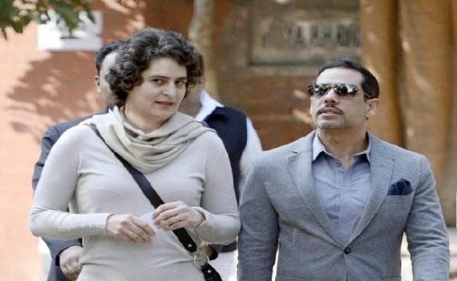 पत्नी प्रियंका गांधी के साथ ईडी के दफ्तर पहुंचे रॉबर्ट वाड्रा, कुछ देर में होगी पूछताछ