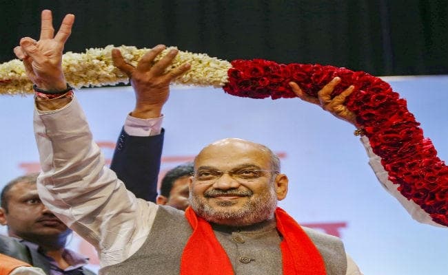 अमित शाह ने राहुल-प्रियंका पर कसा तंज : बोले-भाई की शादी नहीं हुई, इसलिए बहन आयी है...