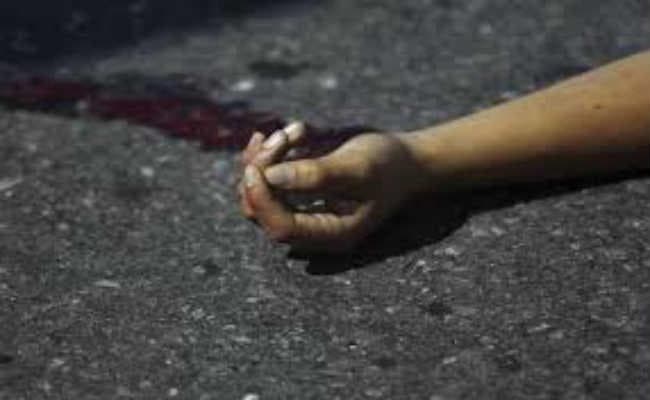 कोलकाता : चेहरा कुचलकर महिला की हत्या