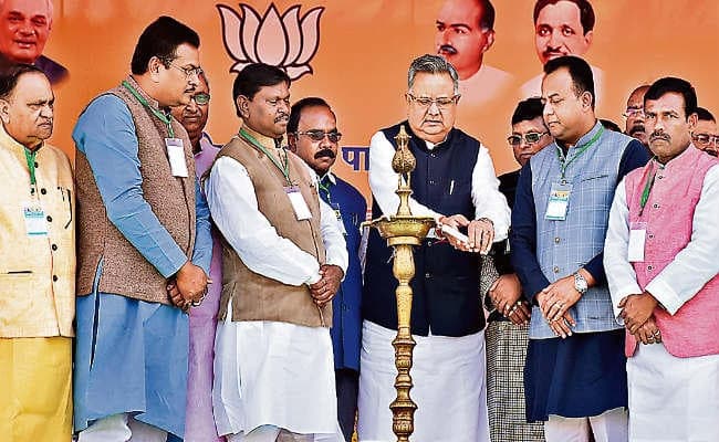 झारखंड की योजनाओं को अपने यहां लागू करता, तो चौथी बार सीएम रहता : डॉ रमन