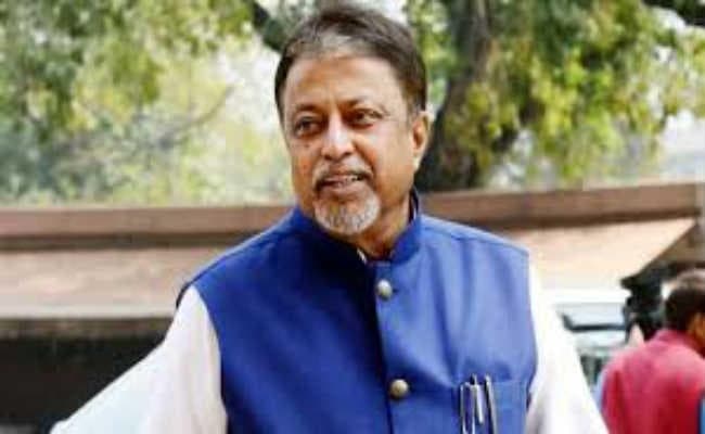 कोलकाता :  मुकुल की गिरफ्तारी पर रोक, हाइकोर्ट का फैसला