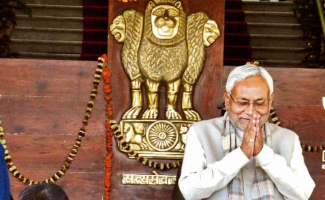 नीतीश ने कहा, पत्रकारों को हर माह मिलेगी 6000 पेंशन, विवि में नियुक्ति के लिए लागू हो पुरानी आरक्षण व्यवस्था