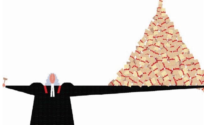 देश में 10 लाख लोगों पर सिर्फ 20 जज, अदालतों में करोड़ों मामले लंबित