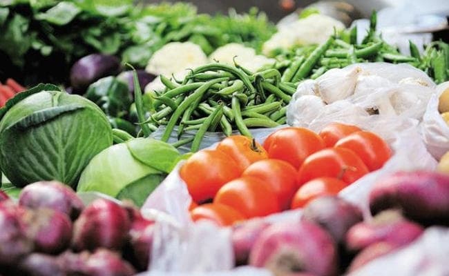 पेट्रोल-डीजल और रसोई गैस की कीमतों में कमी से जनवरी में थोक महंगाई दर 10 महीने के सबसे निचले स्तर पर