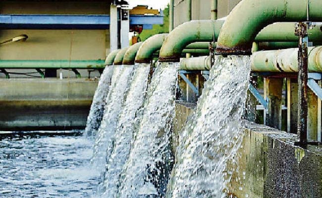 Jharkhand News: झारखंड में पेयजलापूर्ति योजनाओं का हाल ‘नौ दिन चले ढाई कोस’, 38% आबादी तक ही पाइपलाइन से पेयजल