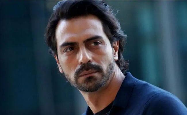 अर्जुन रामपाल पर केस दर्ज, 1 करोड़ रुपए न चुकाने का लगा आरोप