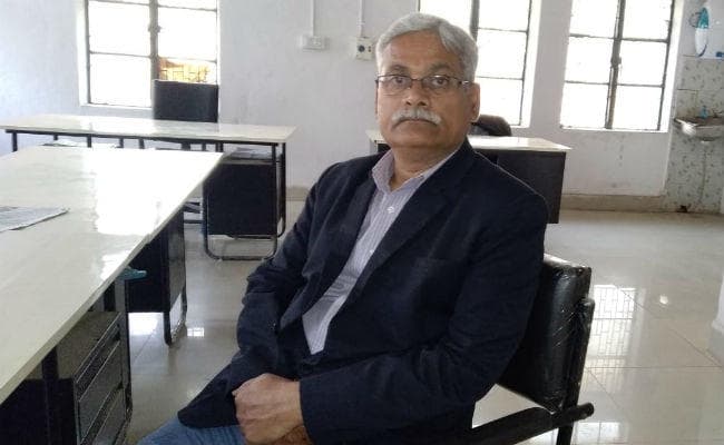 साहेबगंज से मत्स्य विभाग के पर्यवेक्षक रिश्वत लेते गिरफ्तार, वेद व्यास आवास में मांगी थी रिश्वत