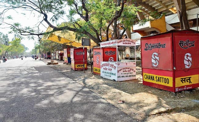 रांची :  नगर निगम ने मेगा स्ट्रीट फूड फेस्टिवल लगाया, पर सड़क की दुकानें बंद करा दीं