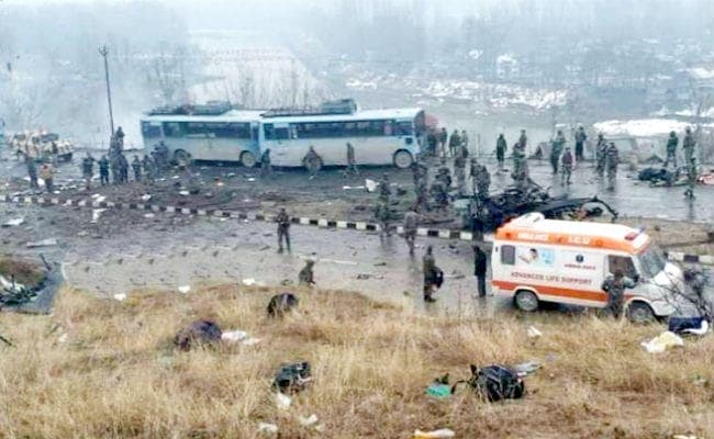 #PulwamaAttack : हादसे में तुर्की निवासी जवान निरंजन का जबड़ा फटा, अस्पताल में भर्ती, अस्पताल पहुंचकर गृह मंत्री ने जाना हाल