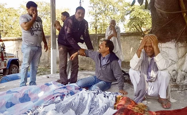 शादी में भाग लेकर सभी लौट रहे थे बोकारो, गया में सड़क हादसा, पांच की मौत