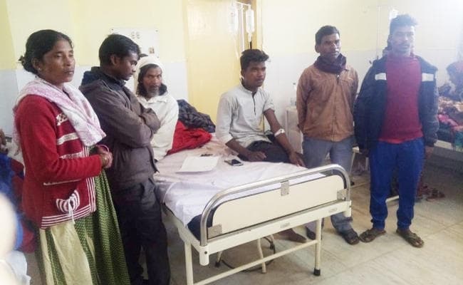 गुमला : तीन सड़क हादसे में छह लोगों की मौत, 32 लोग घायल