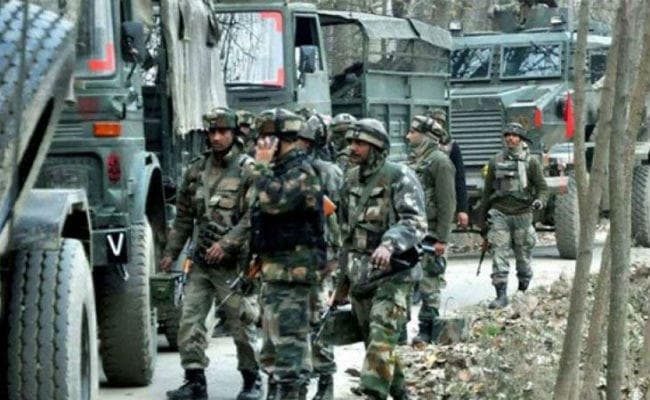 Pulwama Terror Attack: कश्मीर में CRPF के काफिलों की आवाजाही के लिए बदलेंगे नियम