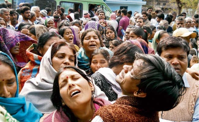 सीवान में एक साथ उठीं सात अर्थियां, बिलख उठे लोग