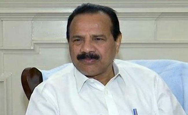 केंद्रीय मंत्री सदानंद गौड़ा ने की दवा कंपनियों से आयुष्मान भारत में सक्रिय भूमिका निभाने की अपील