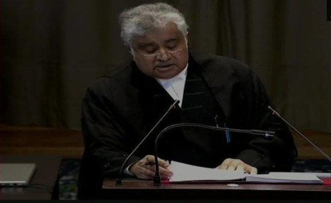 ICJ में भारत ने कहा - पाकिस्तान झूठी दलीलें दे रहा, जाधव की मौत की सजा निरस्त हो