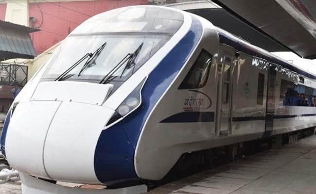 वन्दे भारत एक्सप्रेस का मजाक उडाना दु:खद : मोदी