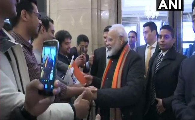 VIDEO : पीएम मोदी दो दिन की दक्षिण कोरिया यात्रा पर सियोल पहुंचे, हुआ शानदार स्वागत