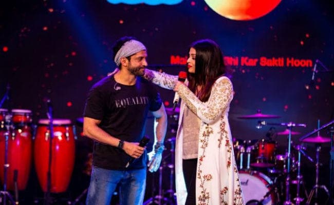 फरहान अख्‍तर, ऐश्‍वर्या राय ने म्‍यूजिकल कंसर्ट में उठाया महिला सशक्तिकरण का मुद्दा