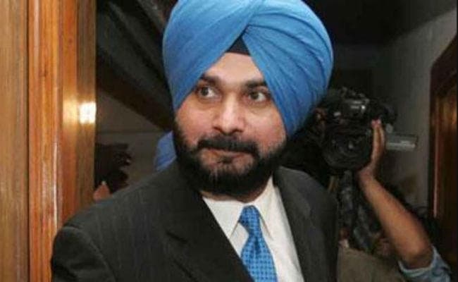 पुलवामा आतंकी हमला: सिद्धू की फिल्‍म सिटी मुंबई में इंट्री बैन