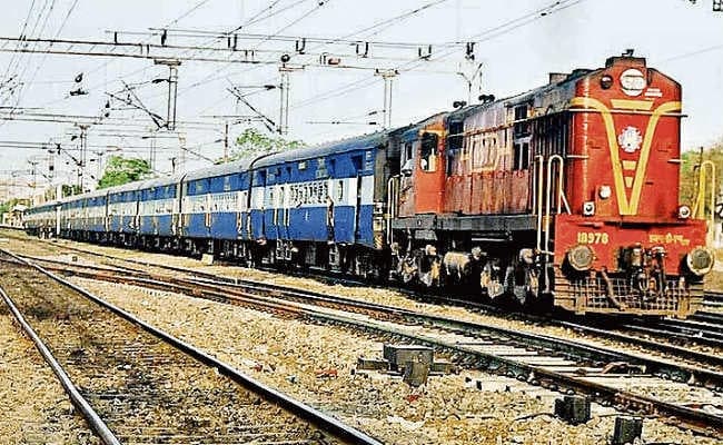 पटना-आरा के बीच आउटर पर नहीं रुकेगी ट्रेन, दो माह में बन जायेगा ऑटोमेटिक सिग्नल सिस्टम, परेशानी होगी दूर