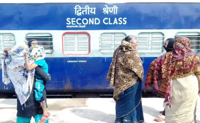 मुजफ्फरपुर शेल्टर होम : कड़ी सुरक्षा में मधु समेत सात आरोपित दिल्ली रवाना, शनिवार को साकेत कोर्ट में होगी पेशी