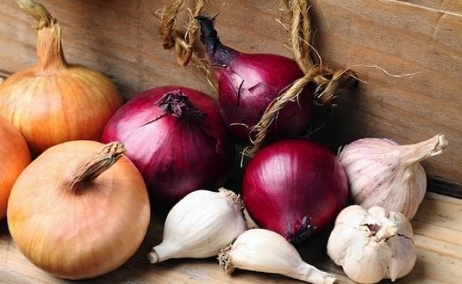 कैंसर जैसी गंभीर बीमारी बचाता है प्याज और लहसुन