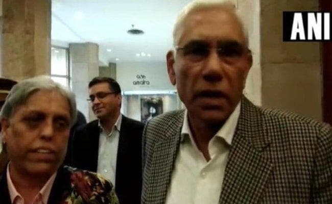 भारत-पाक विश्व कप मैच पर अभी कोई फैसला नहीं, सरकार से सलाह लेगा सीओए