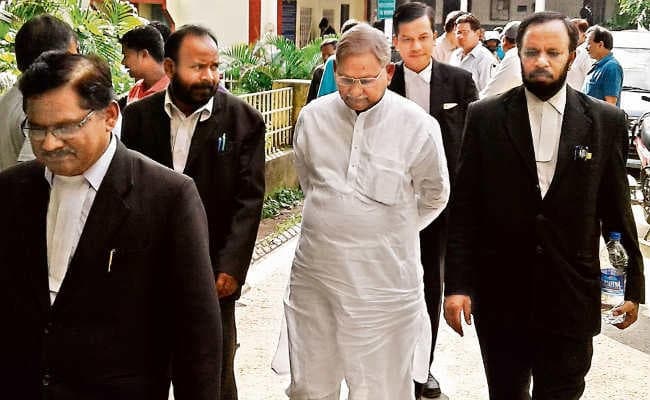 रांची  :  इलियास हुसैन व सात को पांच साल की सजा