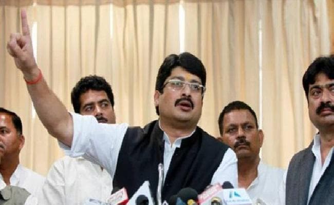 लोकसभा चुनाव 2019: मायावती व अखिलेश के सियासी चक्रव्यूह में फंस गये राजा