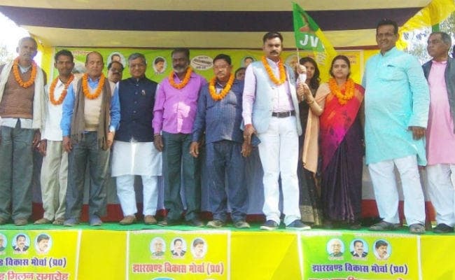 बरकट्ठा में बोले बाबूलाल मरांडी- भाजपा बेईमानों की पार्टी, लोकतंत्र की रक्षा के लिए दें समर्थन