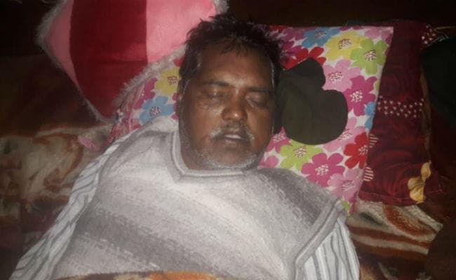 जम्मू-कश्मीर में तैनात सीआरपीएफ जवान के पिता की हार्ट अटैक से मौत
