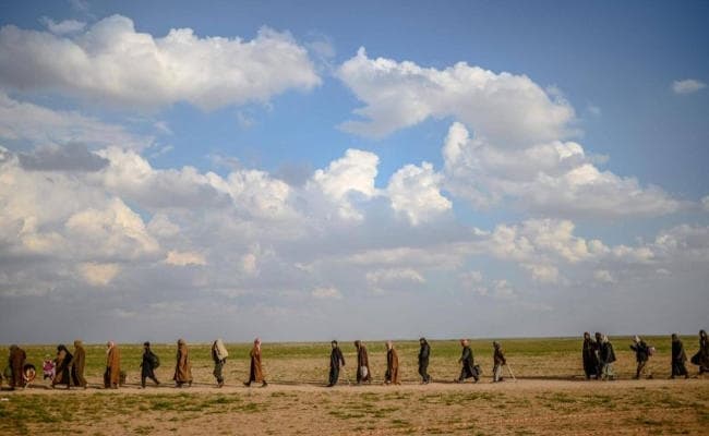 US समर्थित सीरियाई बल ने ISIS के 280 जिहादियों को इराक भेजा