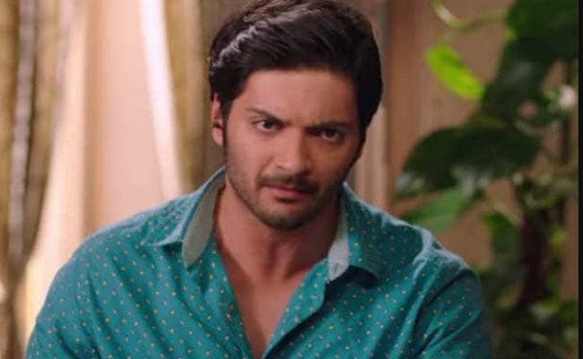 अली फजल की प्राइवेट फोटोज़ लीक, एक्‍टर ने वीडियो शेयर कही ये बात