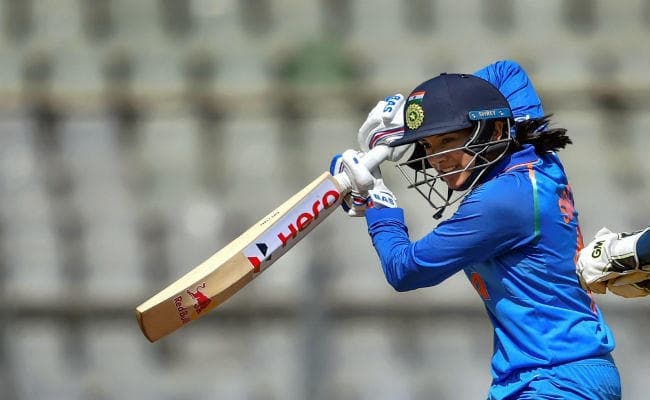 भारतीय महिला टीम ने इंग्लैंड को लगातार दूसरे मैच में हराया, तीन मैचों की शृंखला पर 2-0 से कब्‍जा