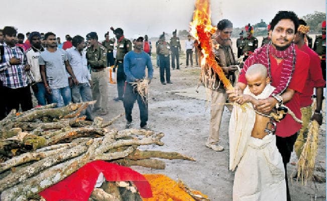 मानपुर :बॉर्डर की सुरक्षा का आया संदेशा, ड्यूटी ज्वाइन करने हेडक्वार्टर जा रहे थे दीपक, ट्रेन पकड़ने के दौरान मौत