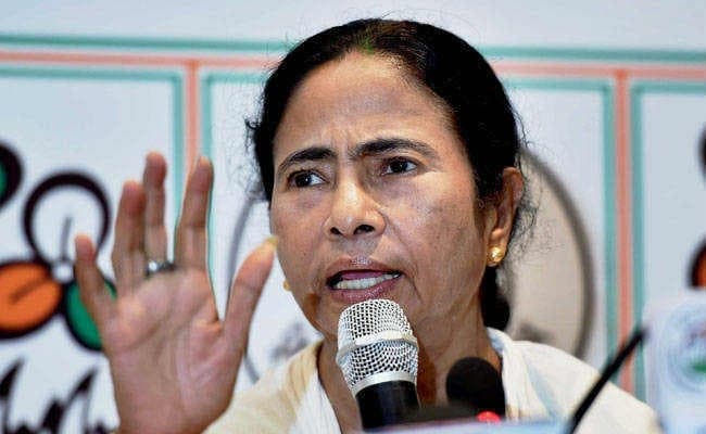 कोलकाता : आतंकी हमले के बारे में पहले से जानती थी केंद्र सरकार : ममता