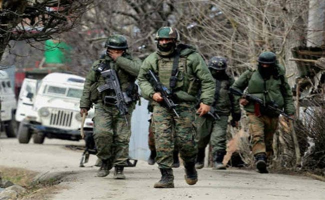 सीमा पर तनाव के बीच सेना और बीएसएफ को हाई अलर्ट पर रखा गया